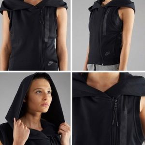 Nike Teck vest women’s